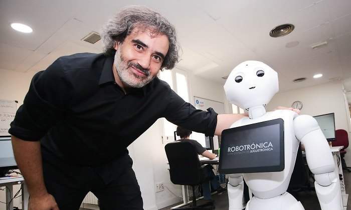 Daniel Bayón with the Pepper robot
